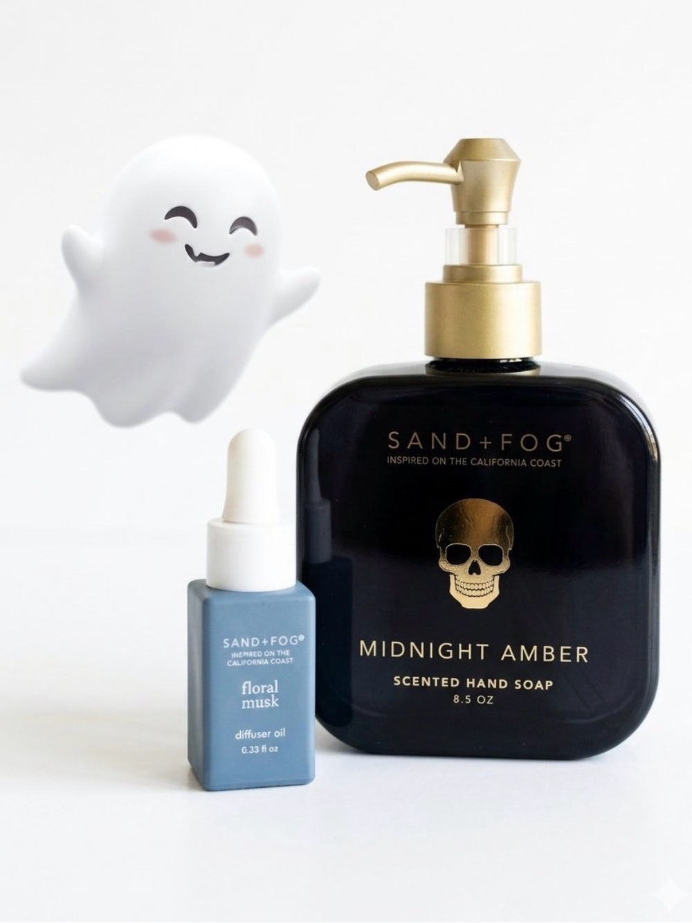 Midnight Amber Scented Hand Soap - Black/Gold with floral must diffuser